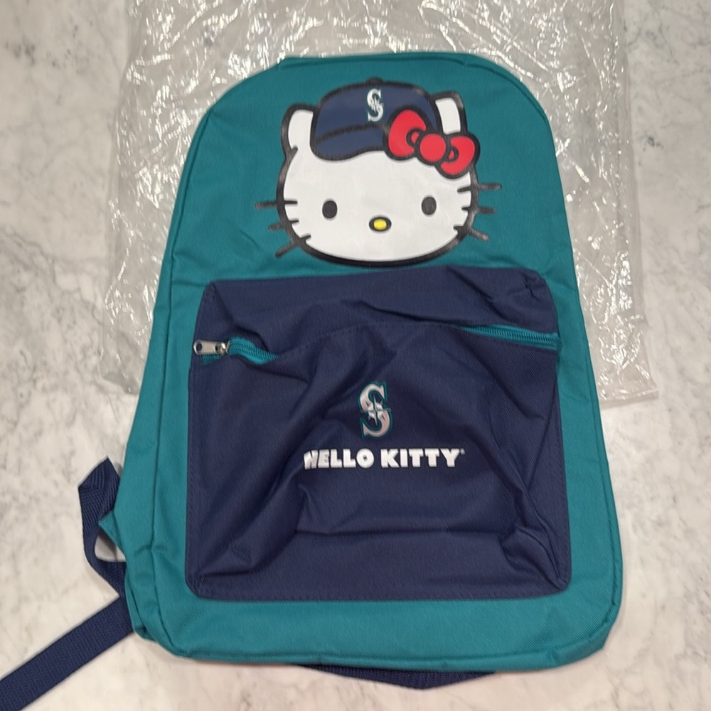 Hello Kitty, Mariners ‘s backpack